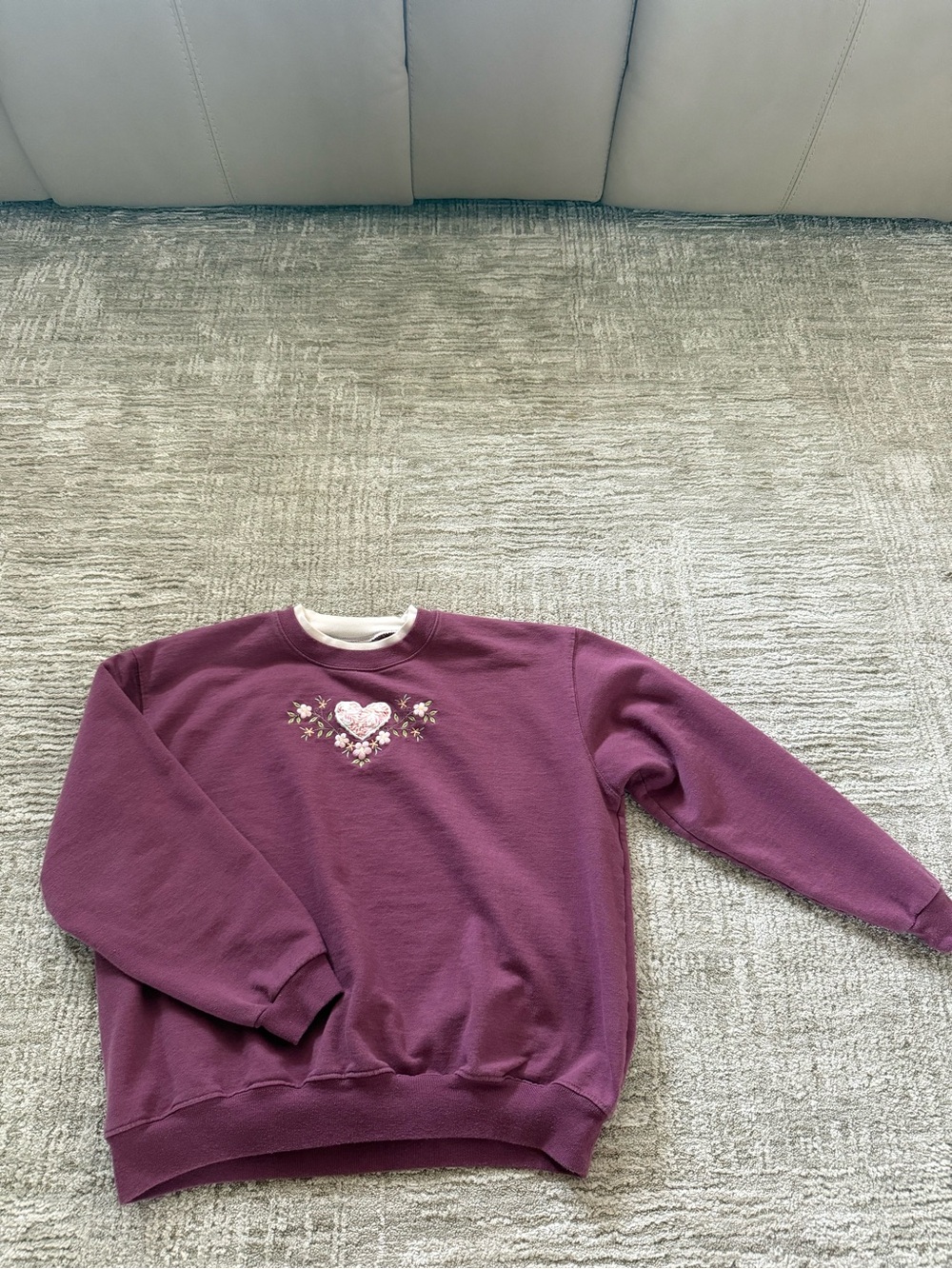 Embroidered Heart Crewneck Sweatshirt